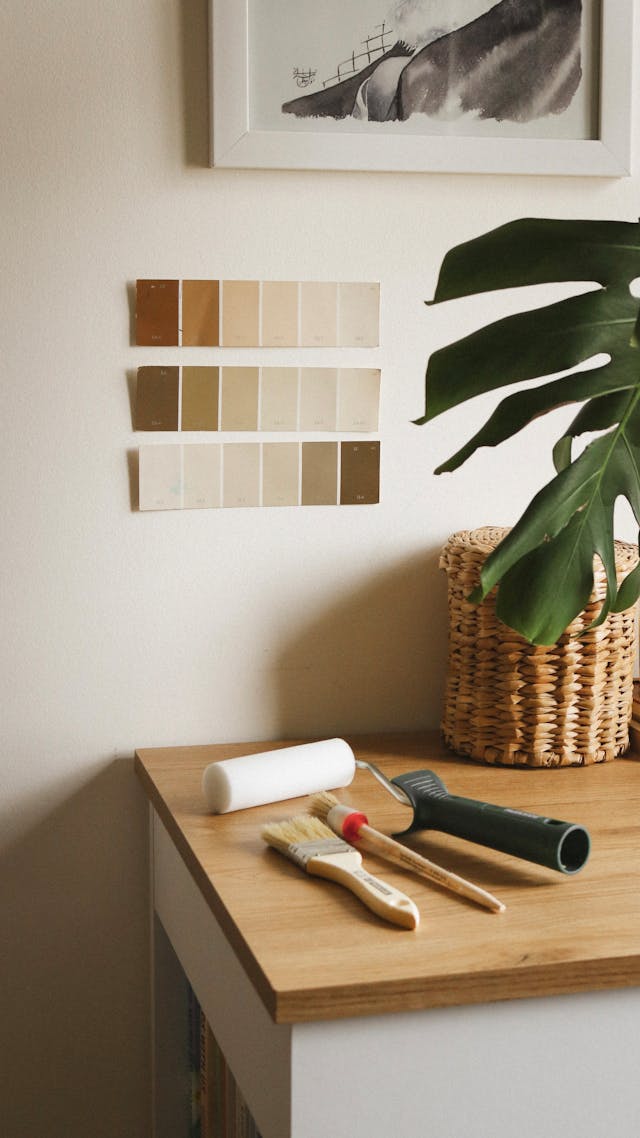 Grunt akrylowy – kiedy jest niezbędny przed malowaniem?